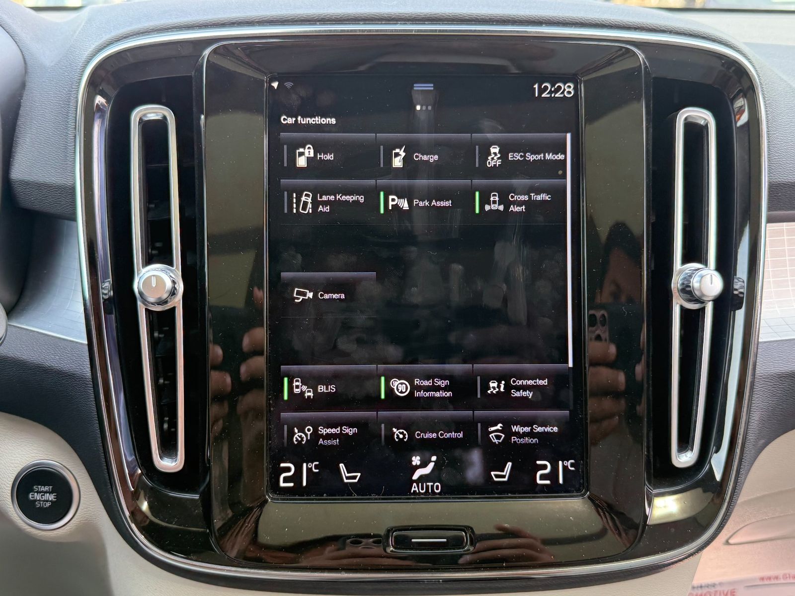 Volvo XC40 2022 Recharge T5 Twin Engine AT7 Inscription Expression - foto 22