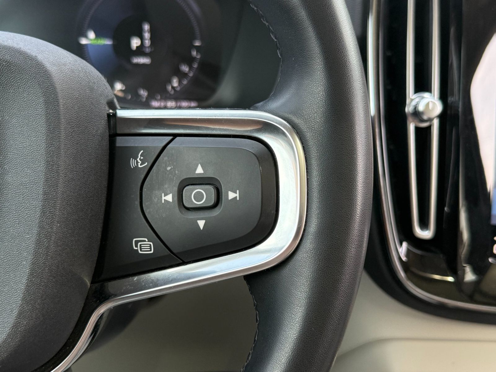 Volvo XC40 2022 Recharge T5 Twin Engine AT7 Inscription Expression - foto 30