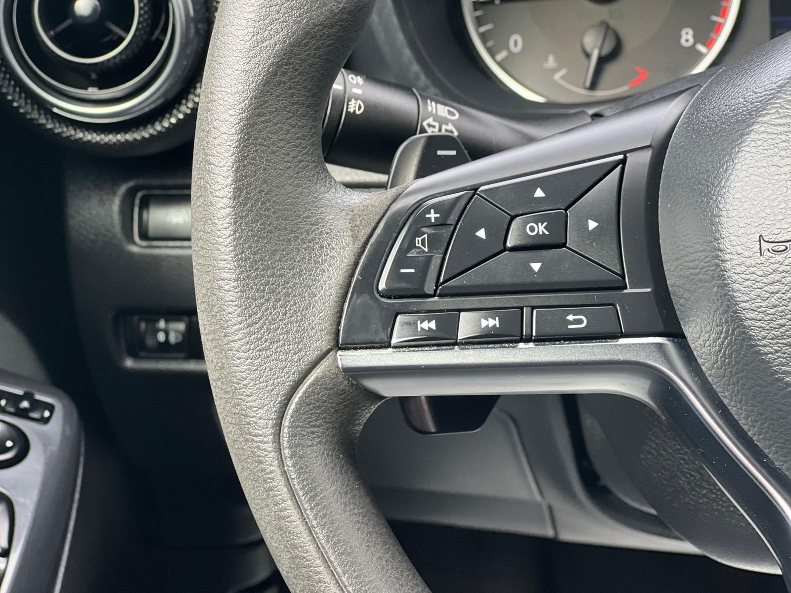 Nissan Juke 2020 DIG-T DCT Acenta - foto 15