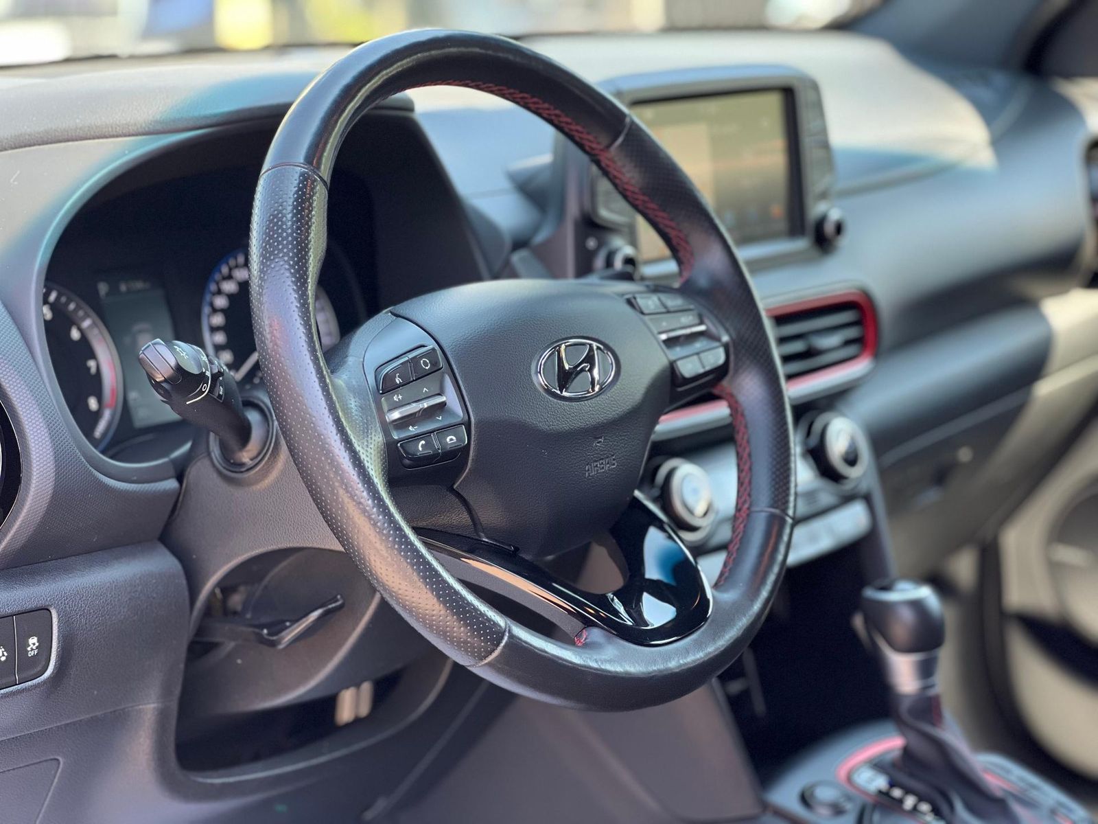 Hyundai KONA 2019 1.6 T-GDI 4WD Aut. Premium - foto 8