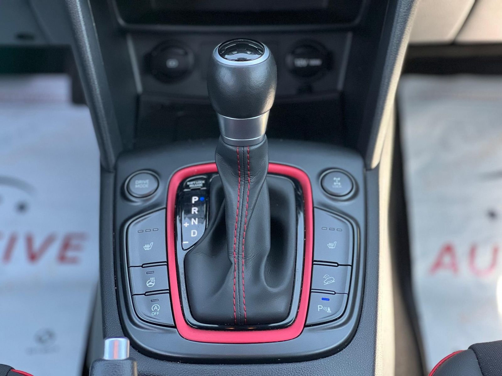 Hyundai KONA 2019 1.6 T-GDI 4WD Aut. Premium - foto 19