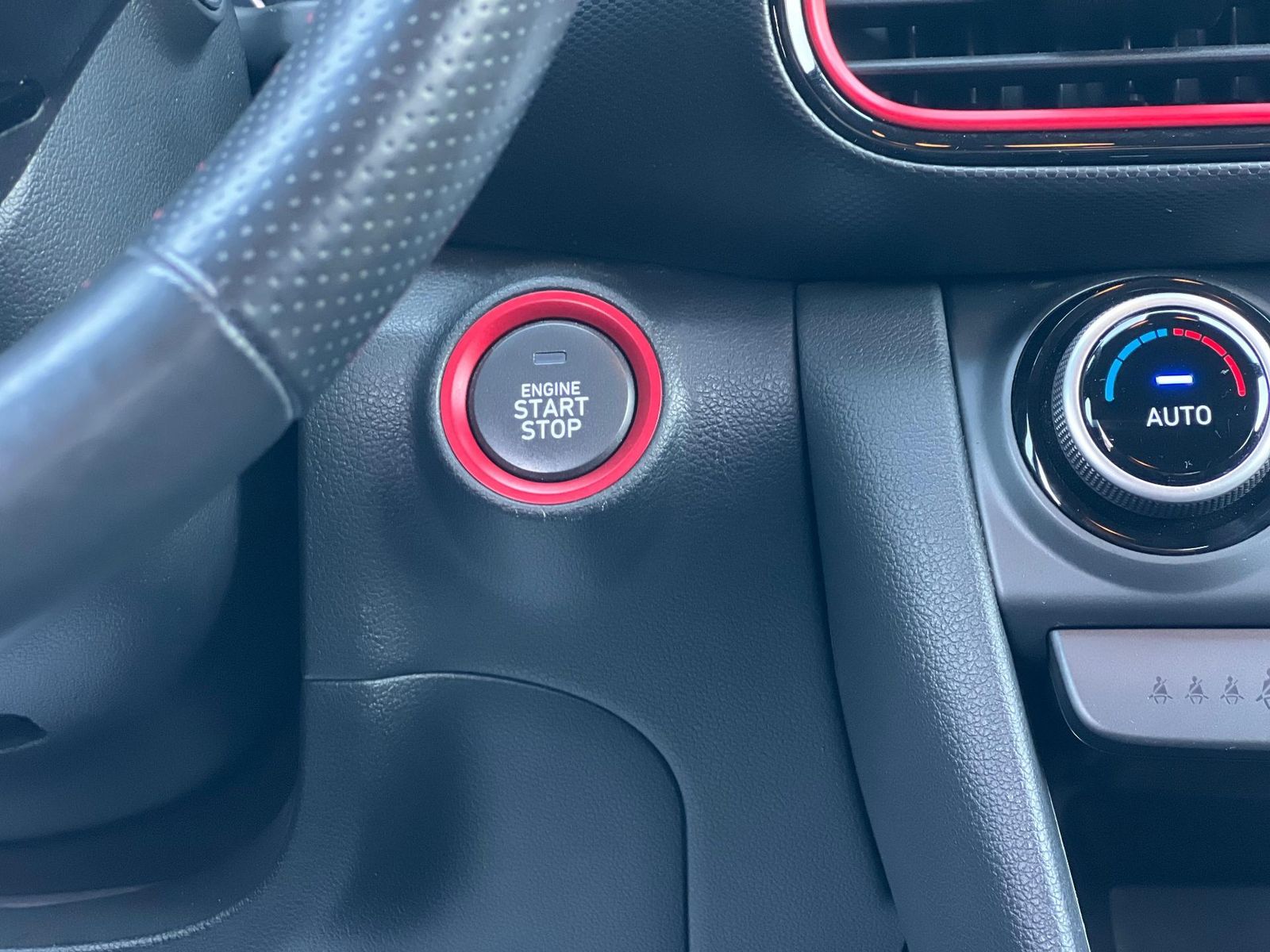 Hyundai KONA 2019 1.6 T-GDI 4WD Aut. Premium - foto 22