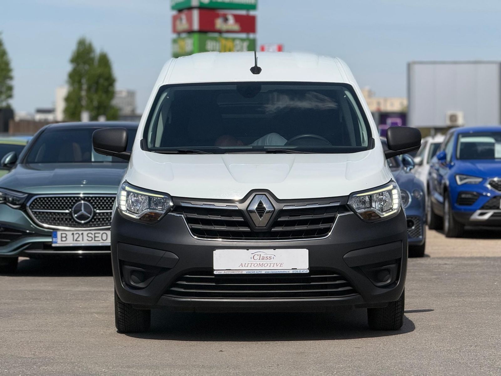 Renault Express 2022 1.5 diesel 75 cp - foto 1