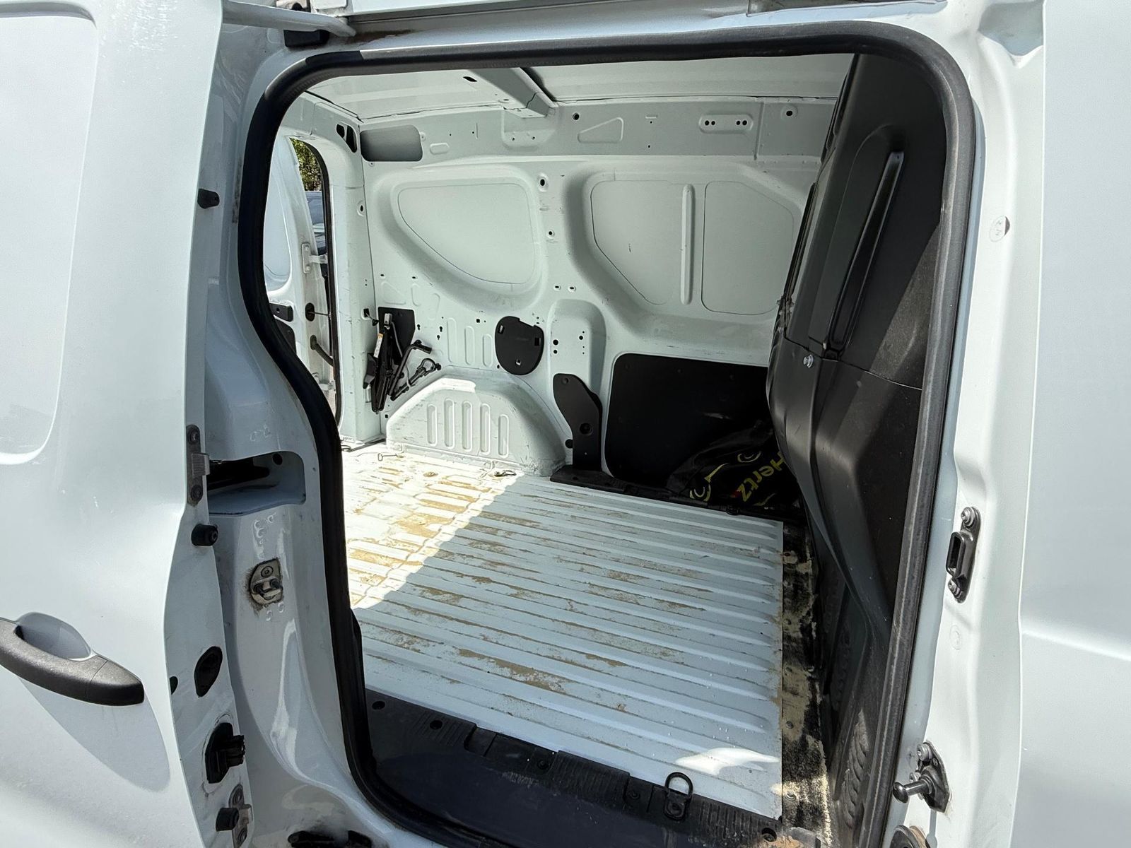 Renault Express 2022 1.5 diesel 75 cp - foto 15