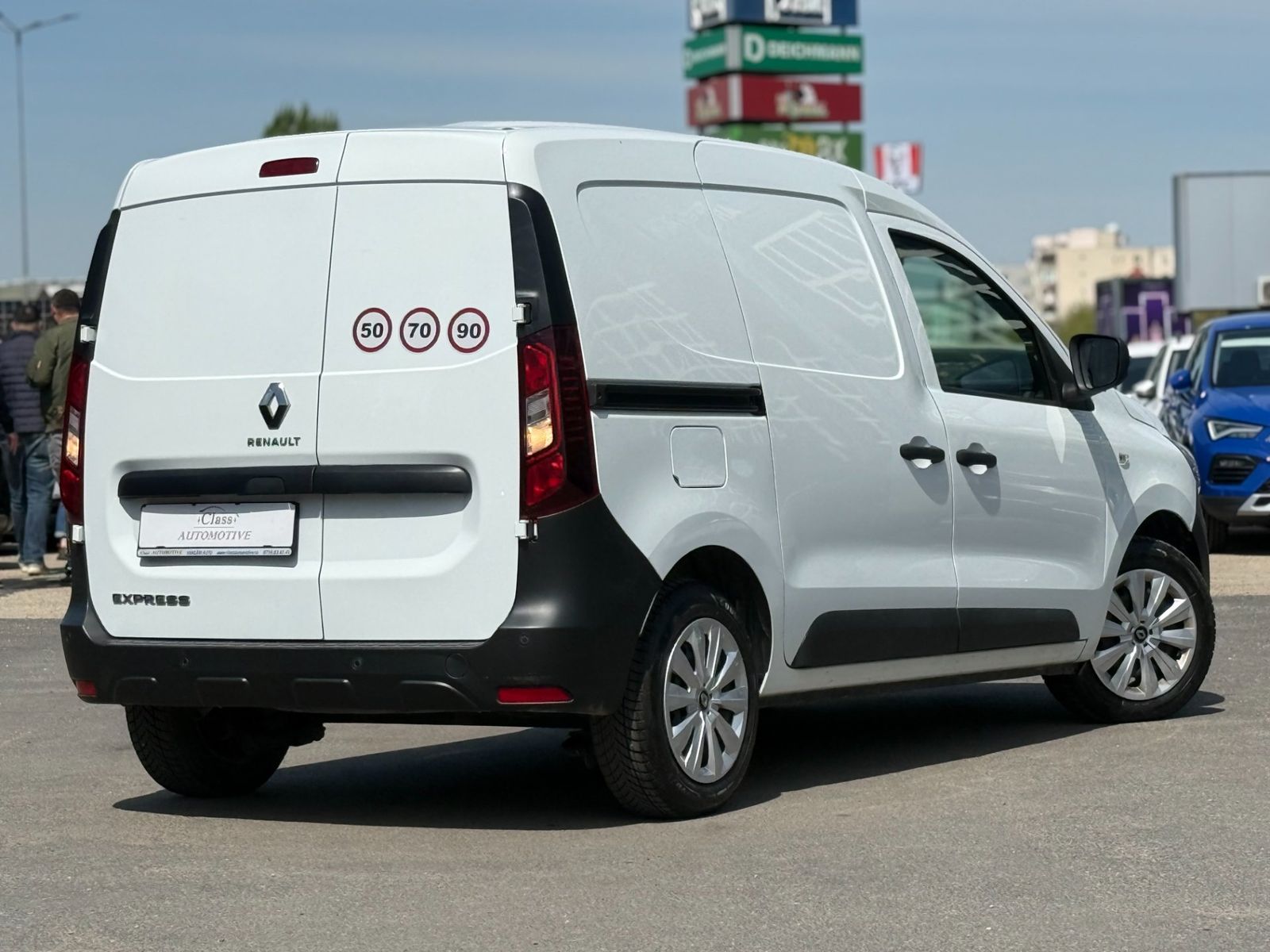 Renault Express 2022 1.5 diesel 75 cp - foto 7