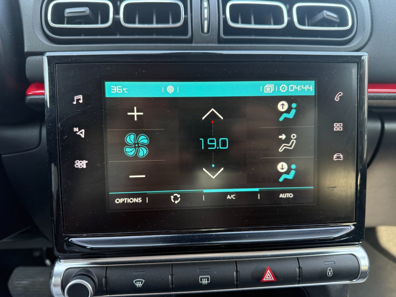 Citroën C3 2018 1.2 PureTech S&S EAT6 Shine - foto 12