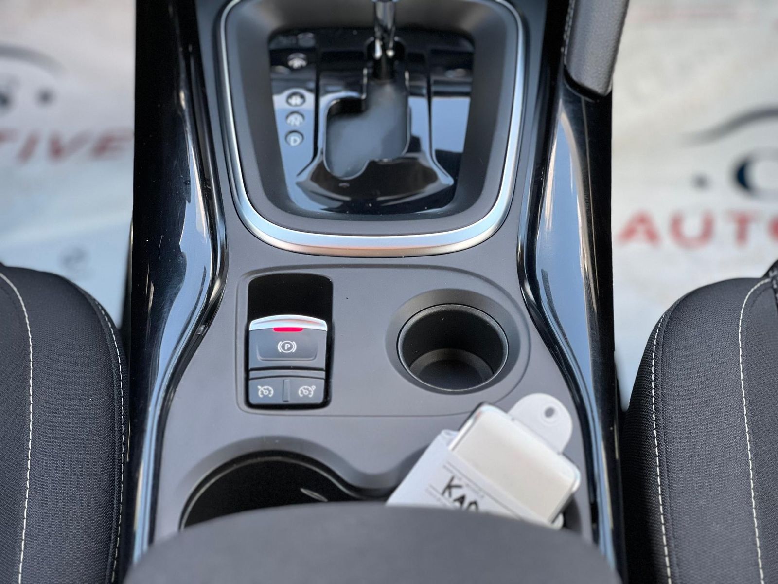 Renault Kadjar 1.2 - AUTOMAT EDC - 130 CP - 2018 - foto 20