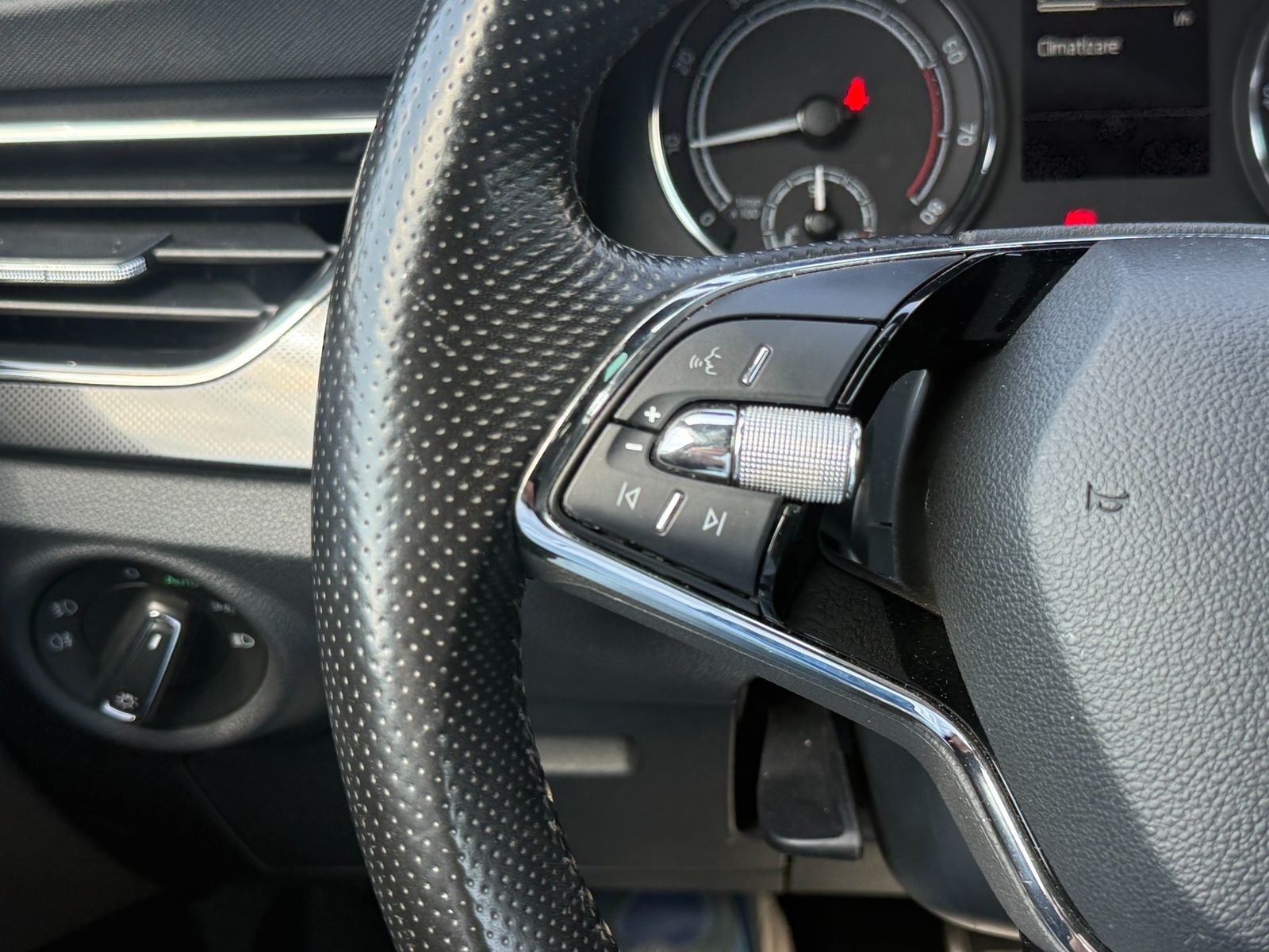 Skoda Kamiq 2021 1.0 TSI DSG Style - foto 19