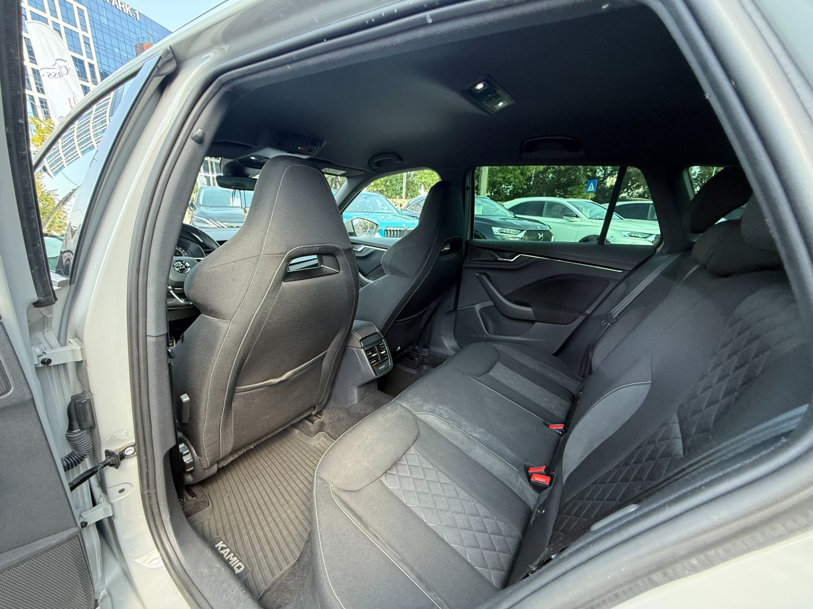 Skoda Kamiq 2021 1.0 TSI DSG Style - foto 10