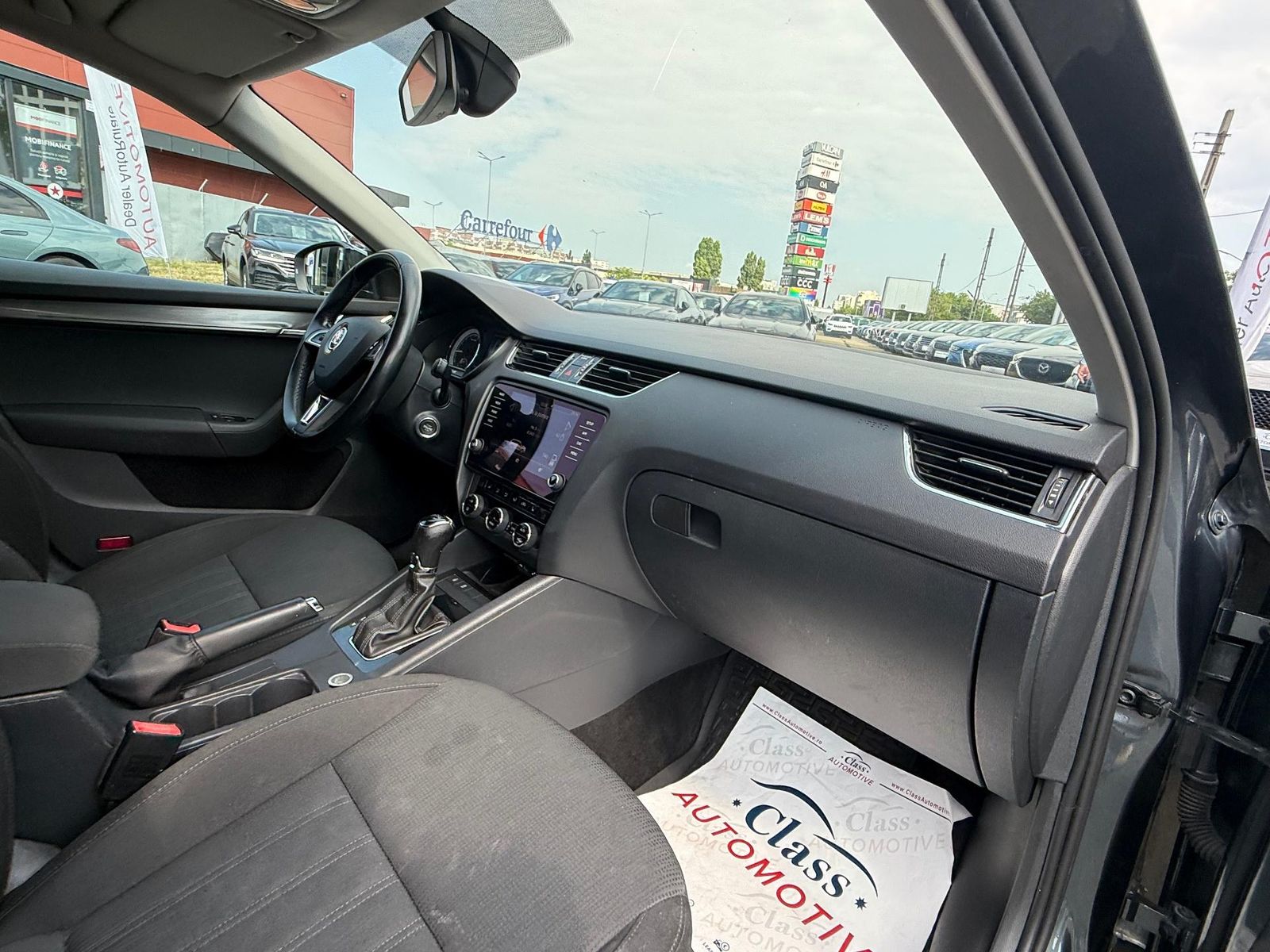 Skoda Octavia Combi Style 1.6 Tdi DSG - foto 18