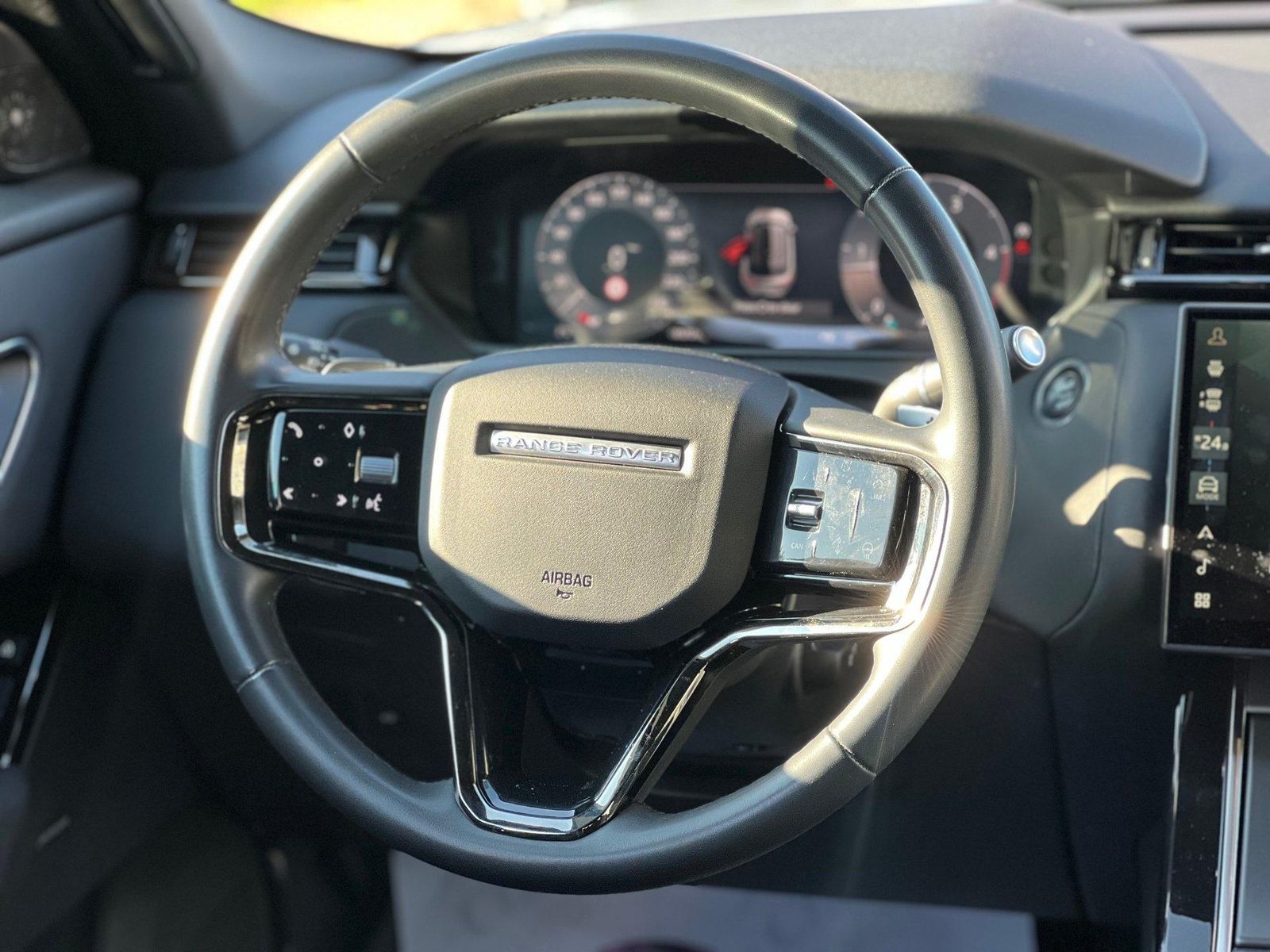 Land Rover Range Rover Velar 2023 2.0 D200 MHEV Dynamic SE - foto 14