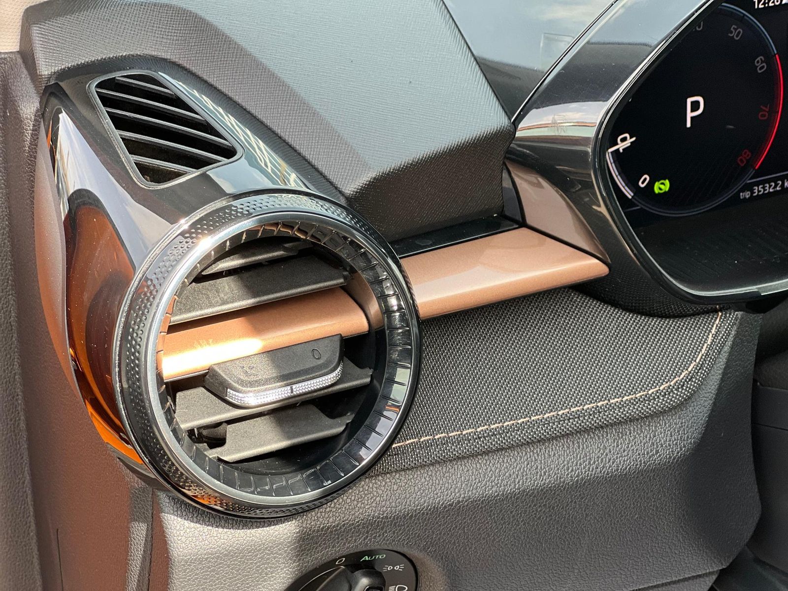 Skoda Fabia - 2024 - DSG - foto 9