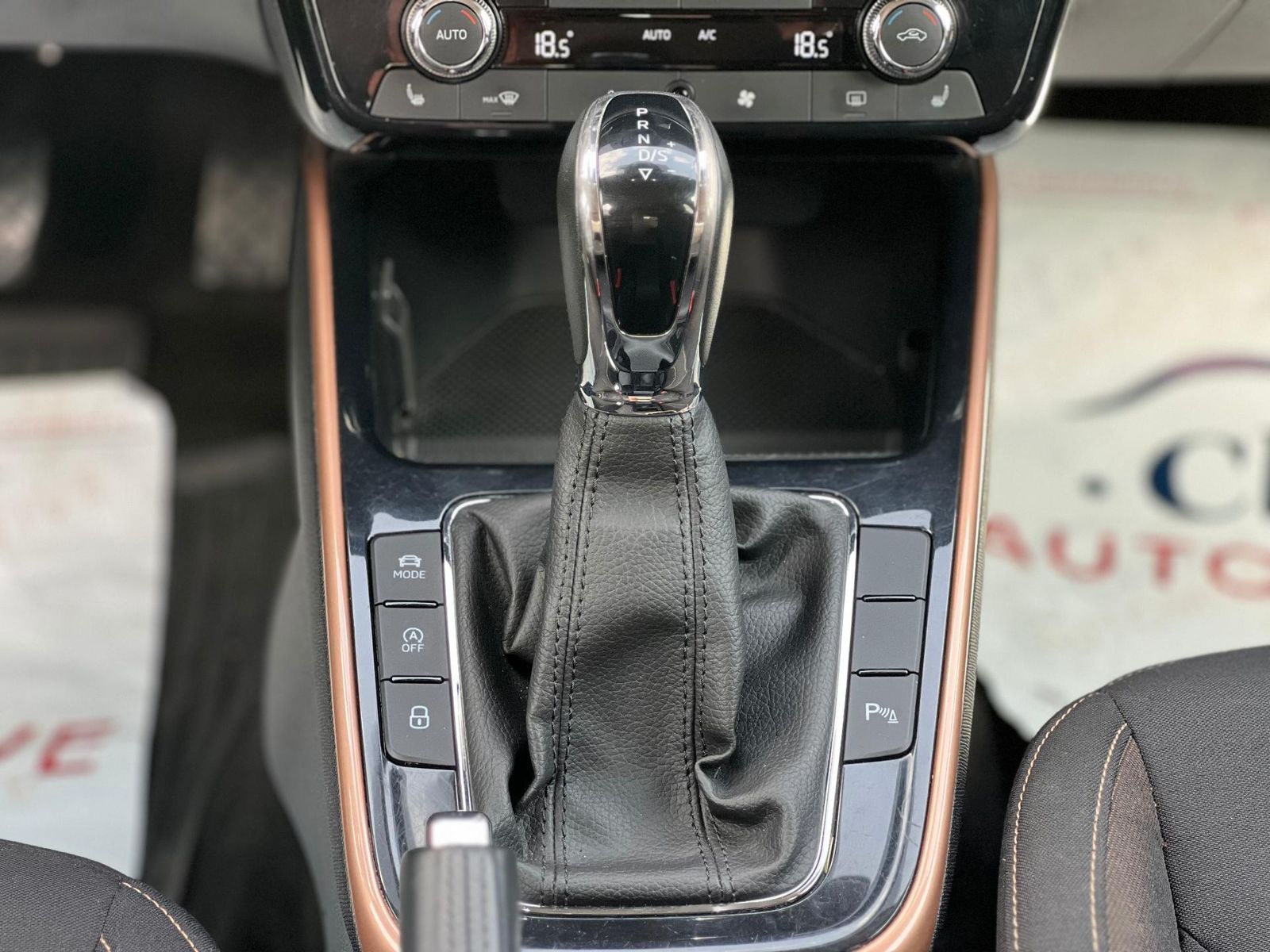 Skoda Fabia - 2024 - DSG - foto 13