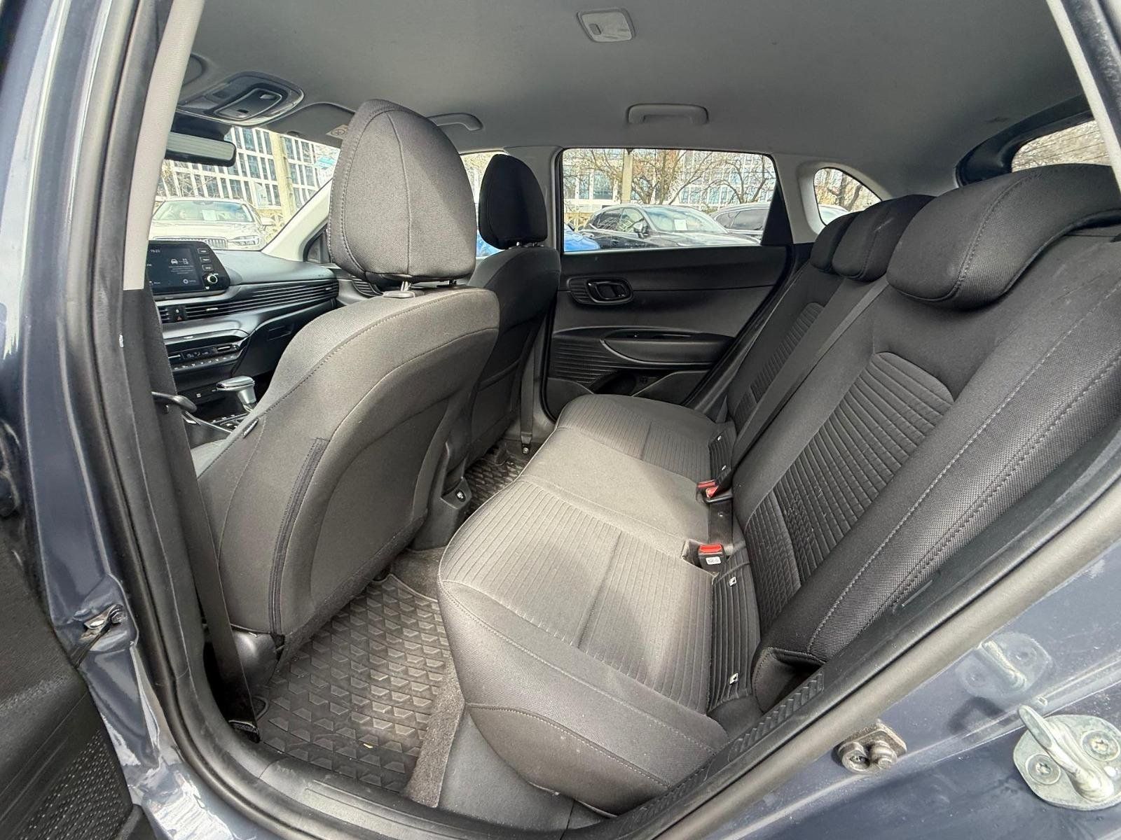 Hyundai i20 2021 1.0 l T-GDi 100CP 7DCT 5DR Led Line - foto 19