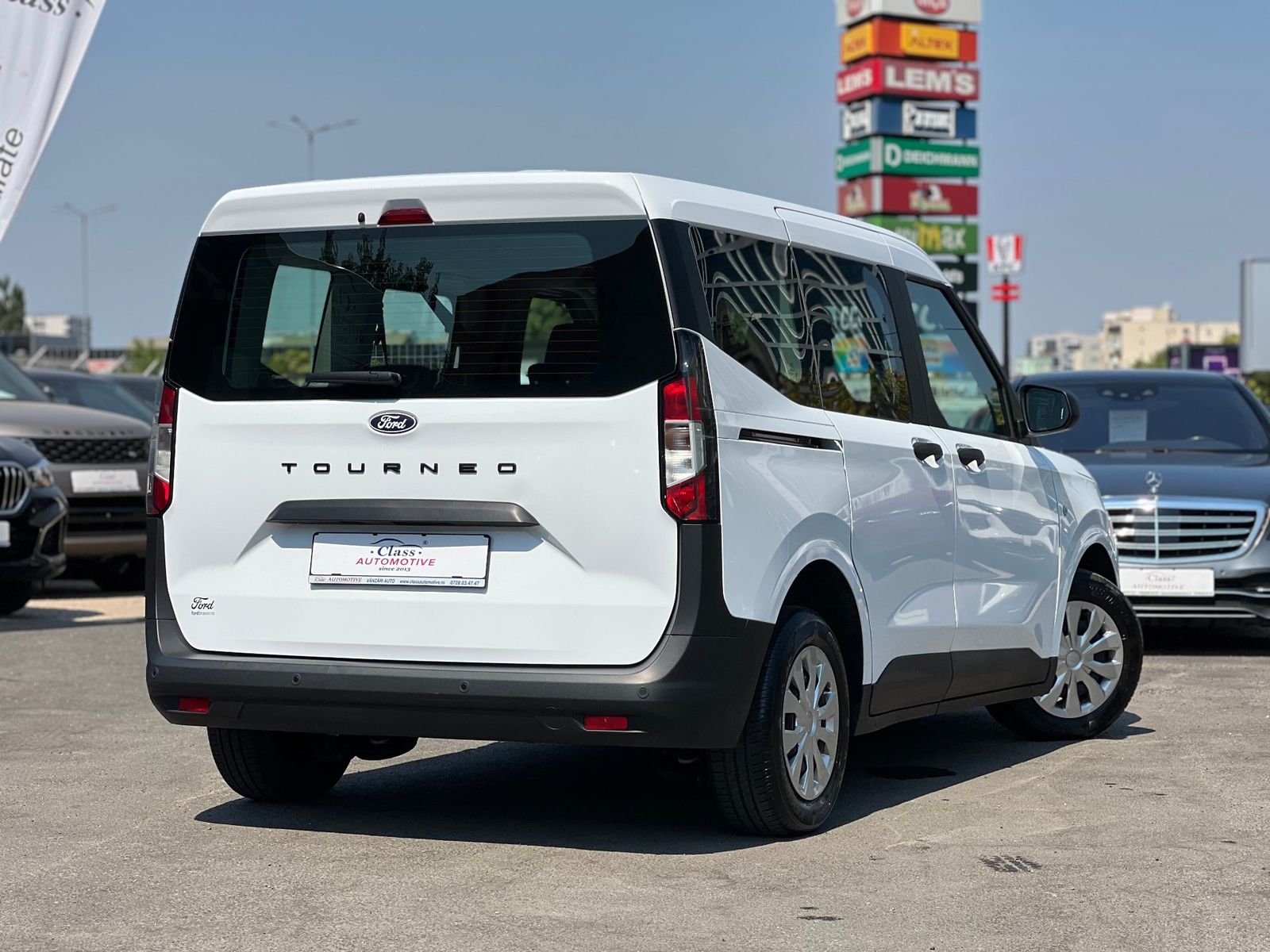 Ford Tourneo Courier 2024 Ford Tourneo Courier 1.0 EcoBoost 125 CP Titanium - foto 12