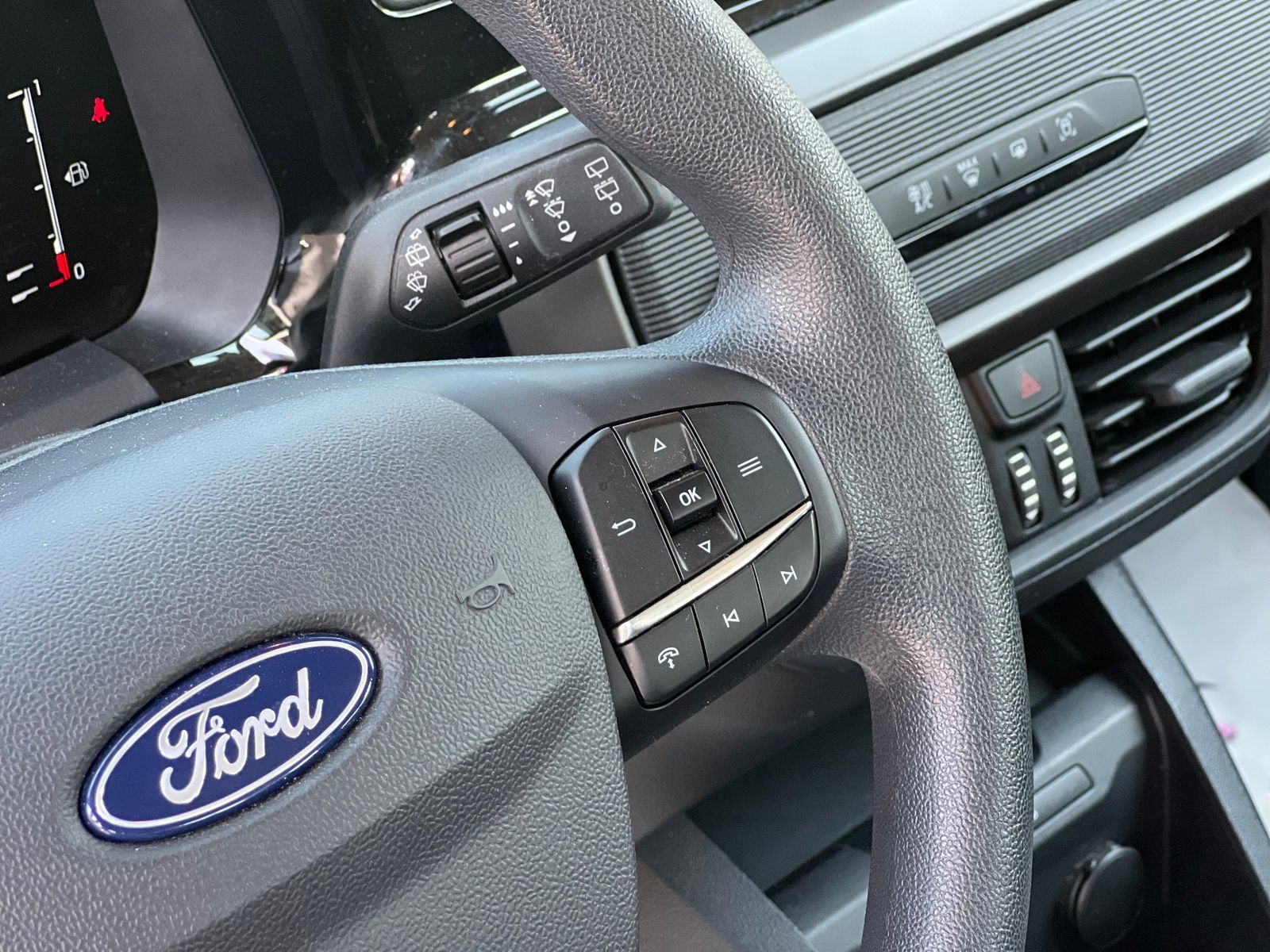Ford Tourneo Courier 2024 Ford Tourneo Courier 1.0 EcoBoost 125 CP Titanium - foto 36