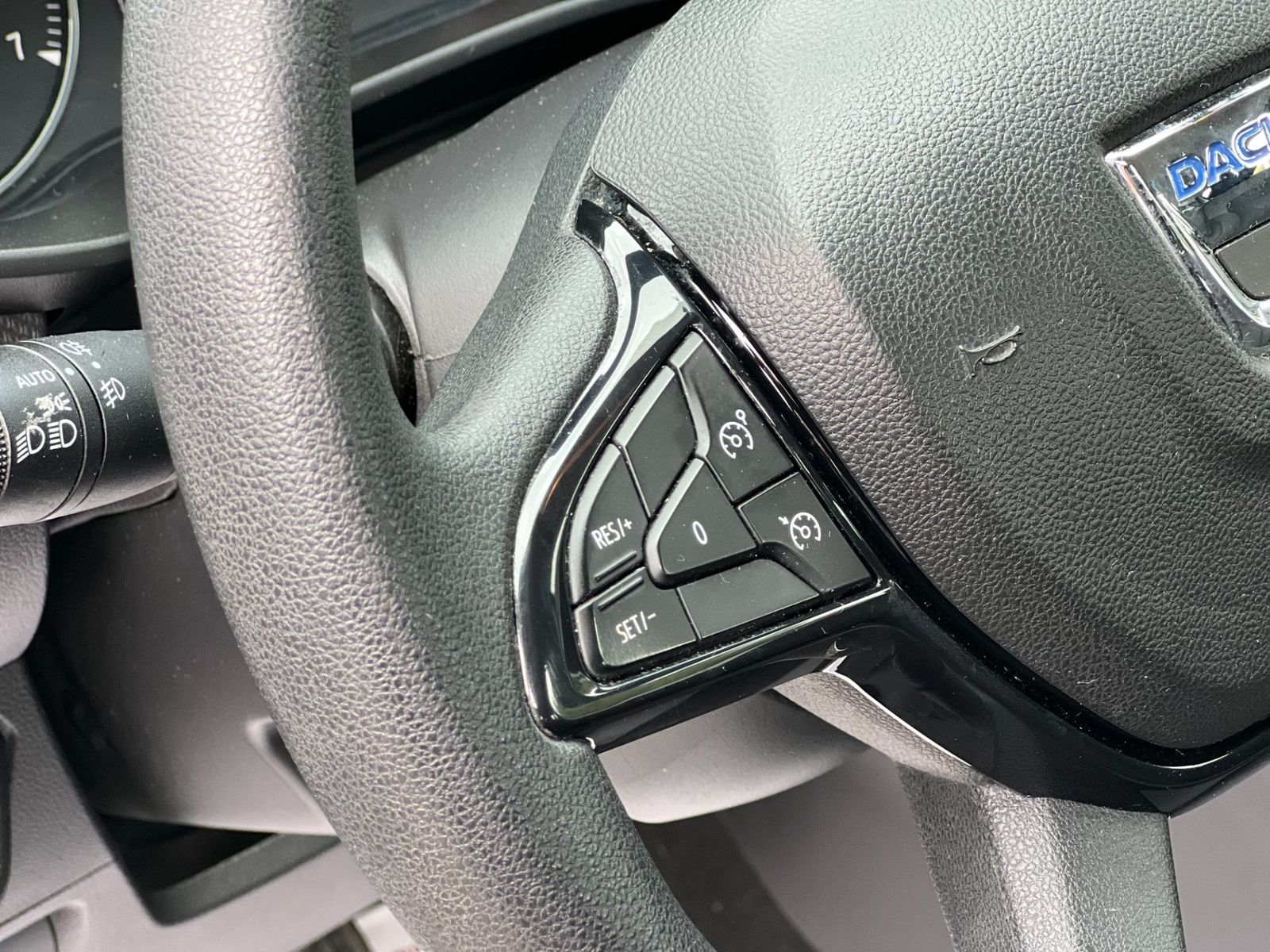 Dacia Logan 2022 - foto 8