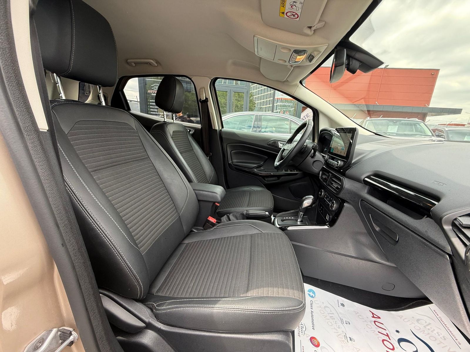 Ford EcoSport 1.0 Ecoboost Titanium 125 CP - Cutie AUTOMATA - foto 20