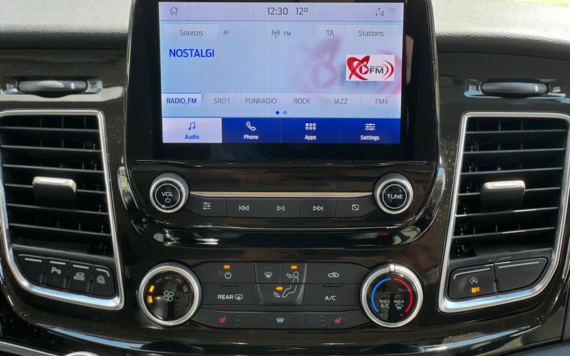 Ford Tourneo Custom 7+1 - GARANTIE FORD 2027 - foto 4