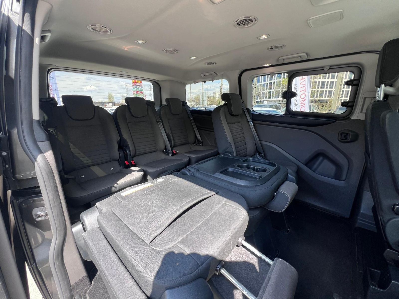 Ford Tourneo Custom 7+1 - GARANTIE FORD 2027 - foto 8