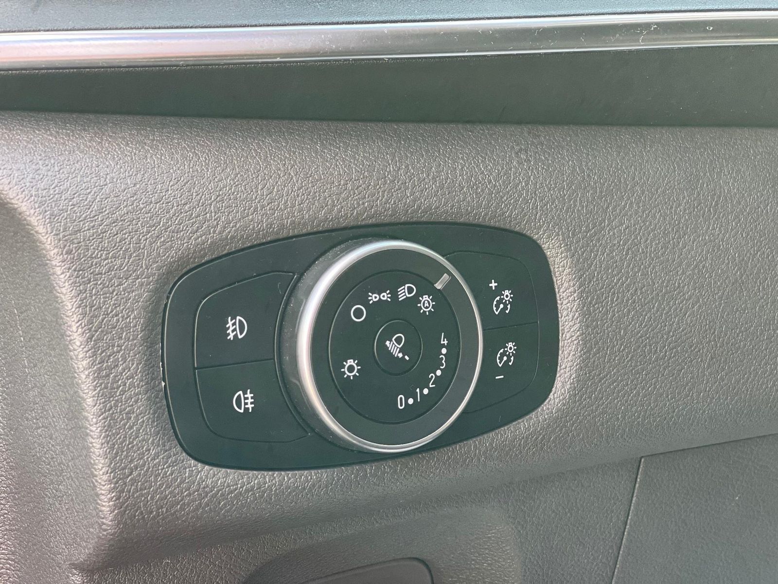Ford Tourneo Custom 7+1 - GARANTIE FORD 2027 - foto 15