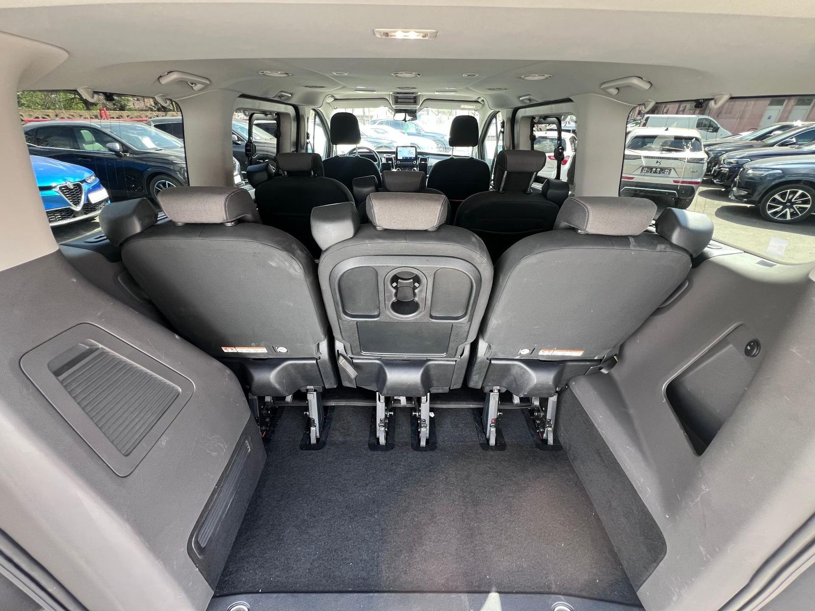Ford Tourneo Custom 7+1 - GARANTIE FORD 2027 - foto 21