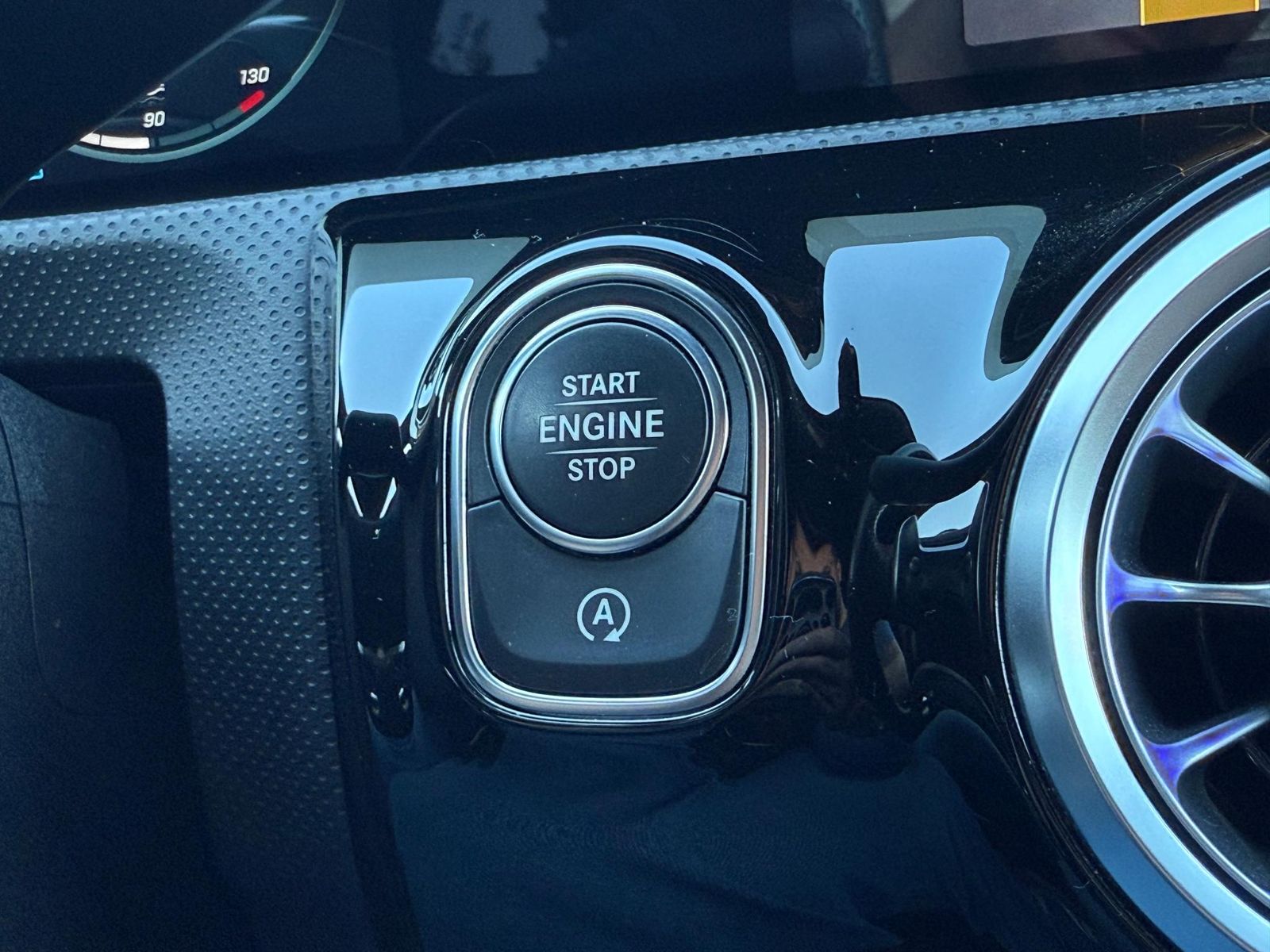 Mercedes-Benz CLA 180 2019 d Coupe - foto 18