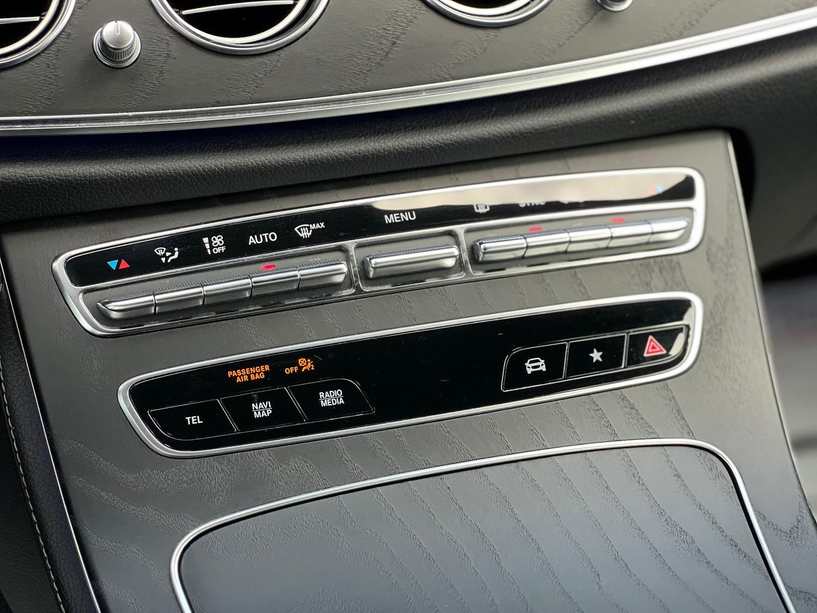Mercedes-Benz Clasa E 2021 220 d AMG Line - foto 17