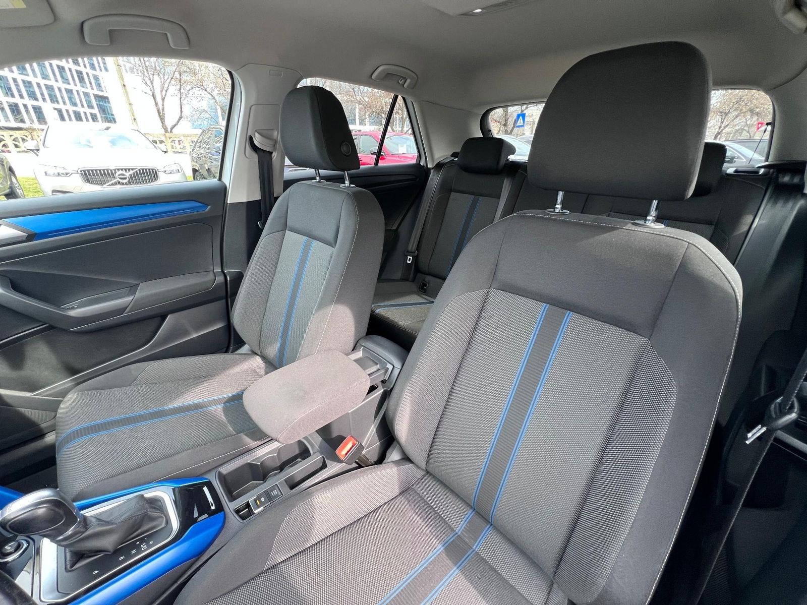 Volkswagen T-Roc 1.5 TSI DSG 150 CP - Prim proprietar - Garantie - foto 13