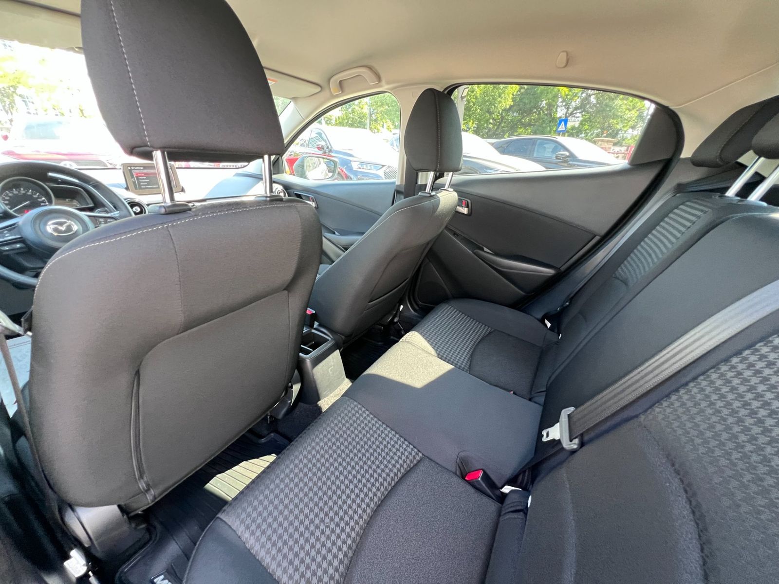 Mazda 2 2019 G90 AT Challenge - foto 22
