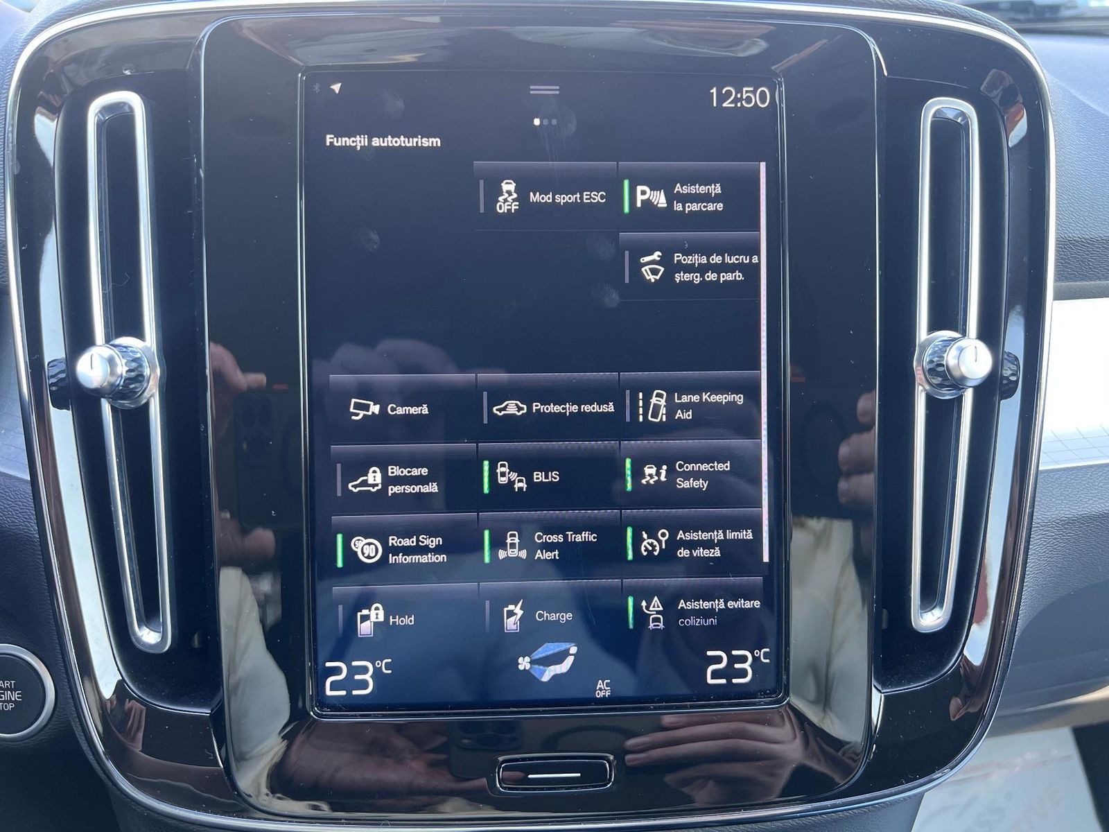 Volvo XC 40 - foto 23