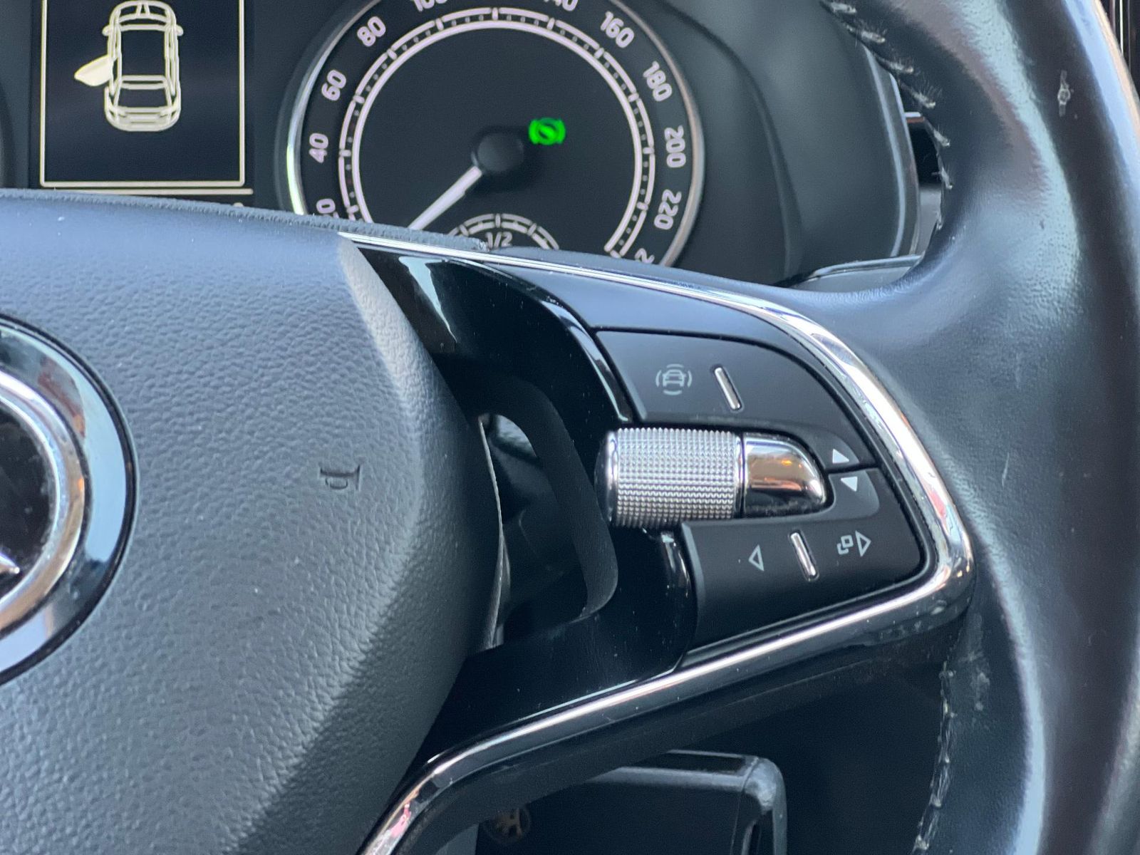 Skoda Scala - 1.0 Ambition - 2021 - DSG - 110 CP - foto 13