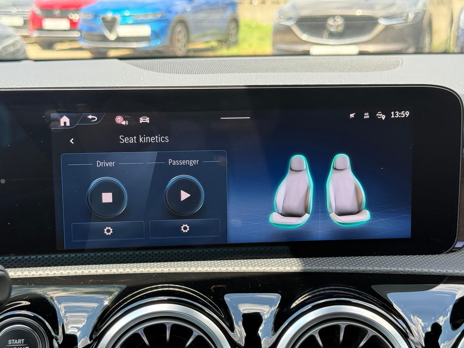 Mercedes-Benz Clasa A 2025 180 - foto 15