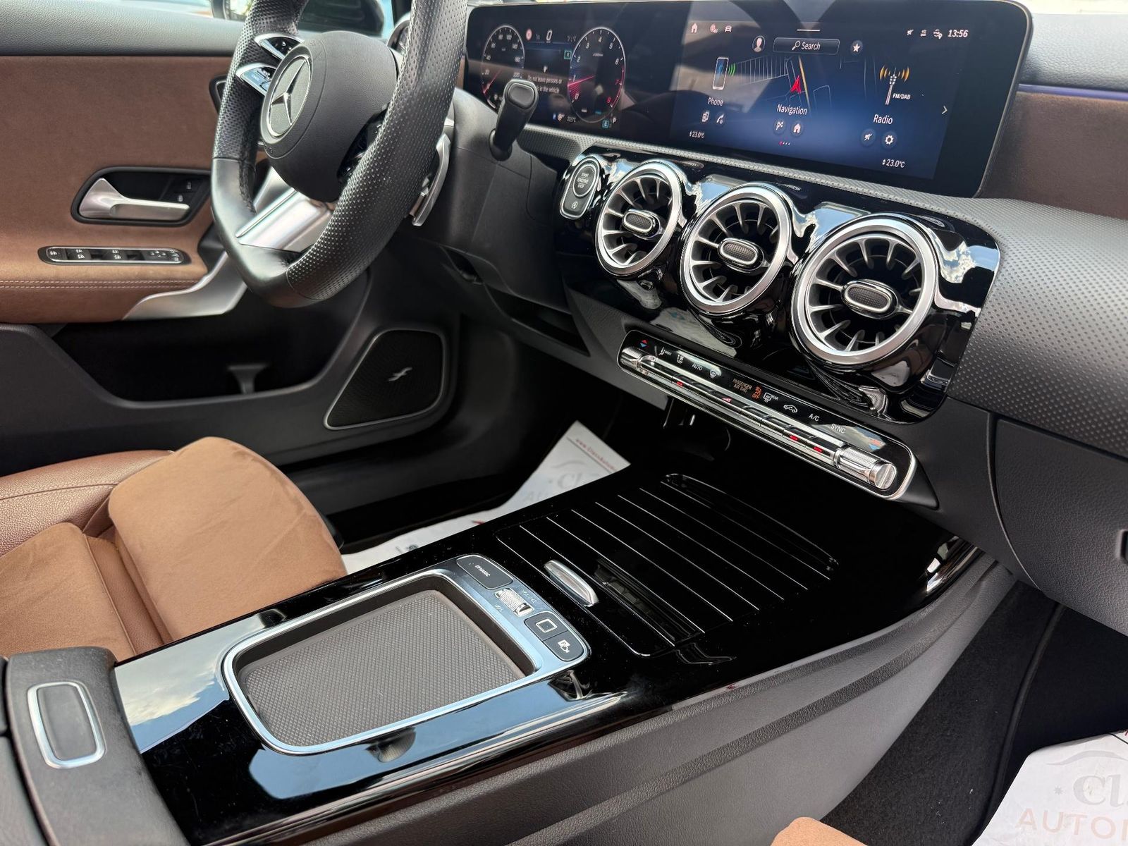 Mercedes-Benz Clasa A 2025 180 - foto 24