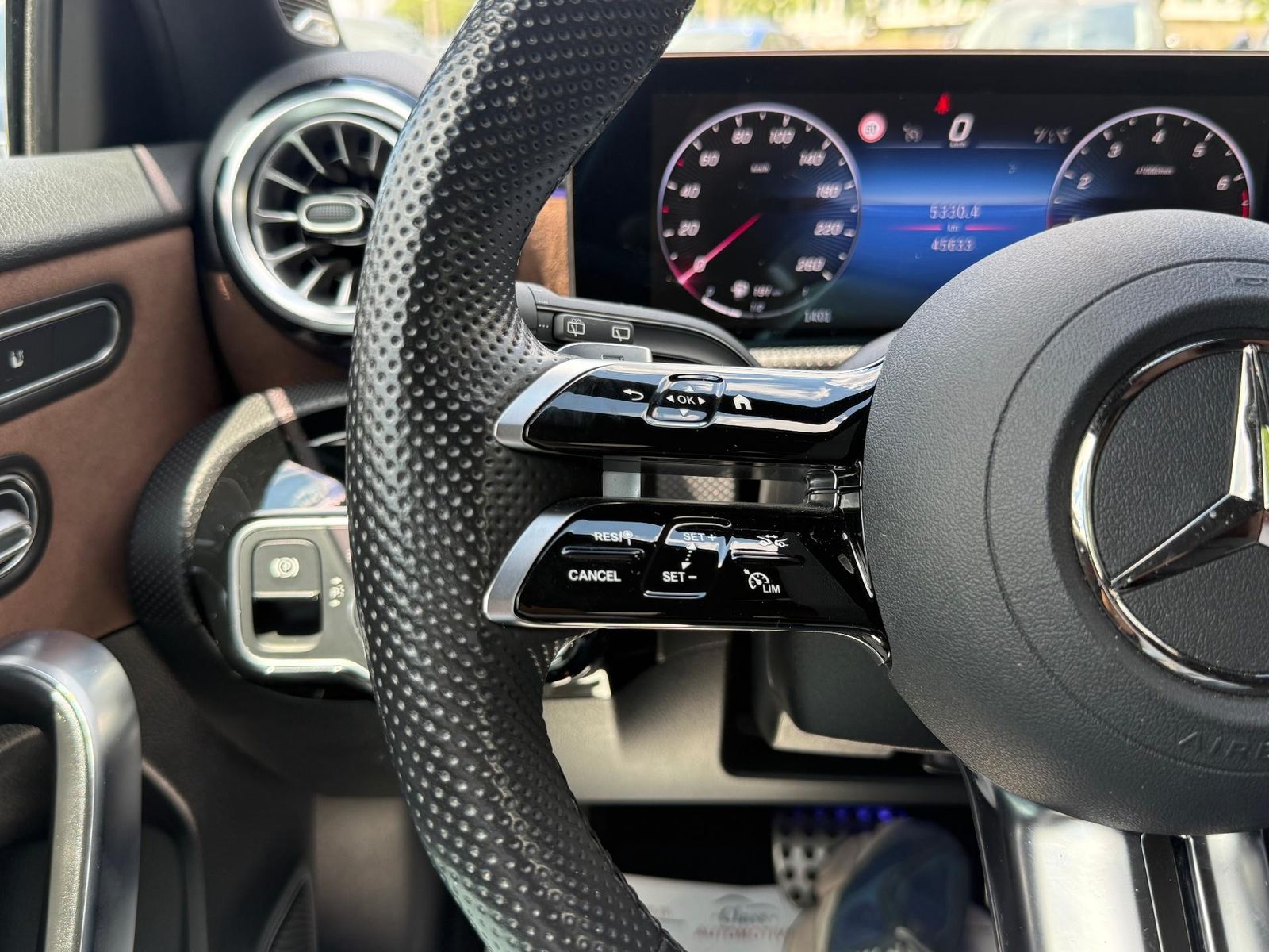 Mercedes-Benz Clasa A 2025 180 - foto 30
