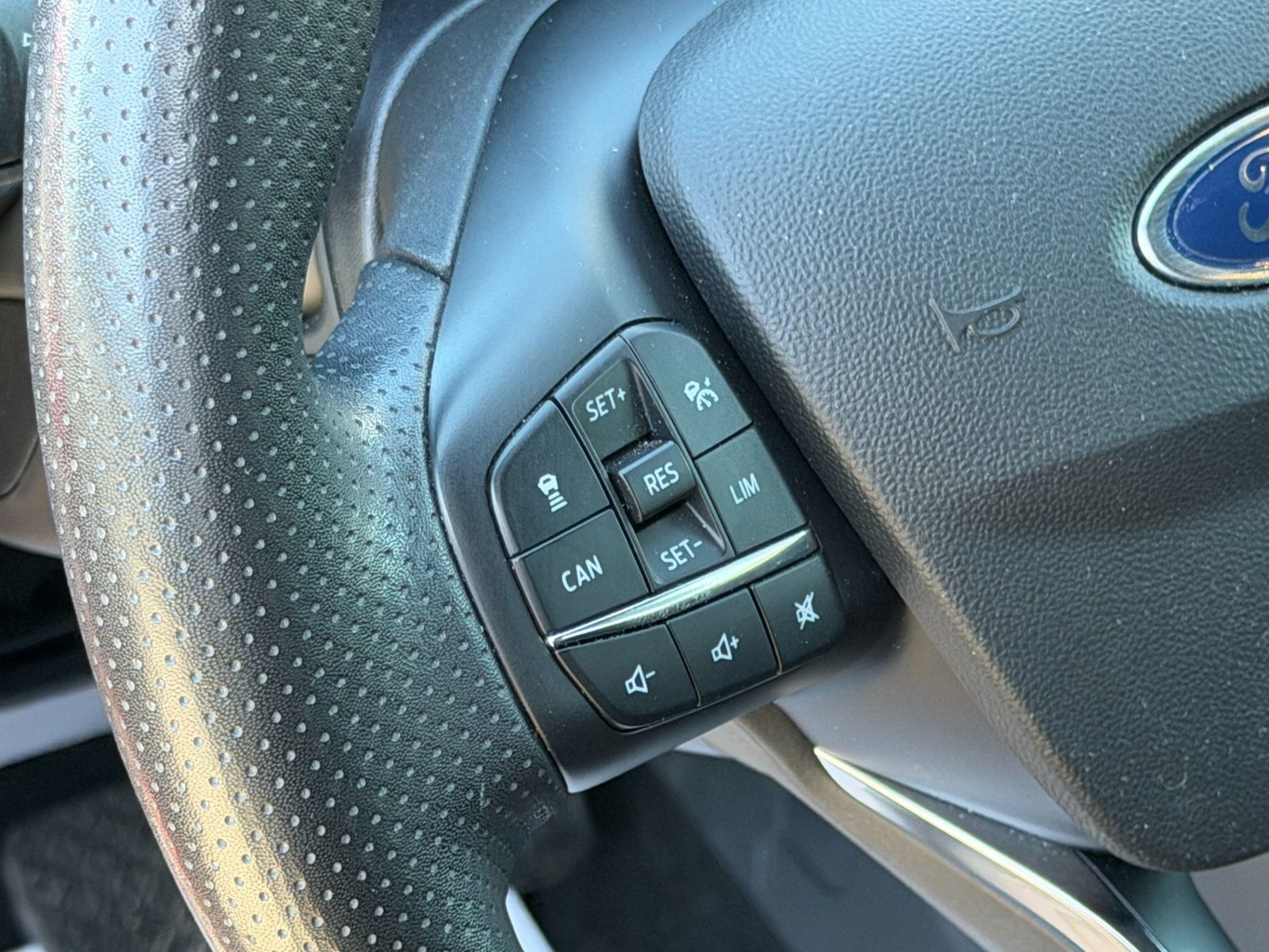 Ford Fiesta 2022 1.0 EcoBoost ST Line - foto 10