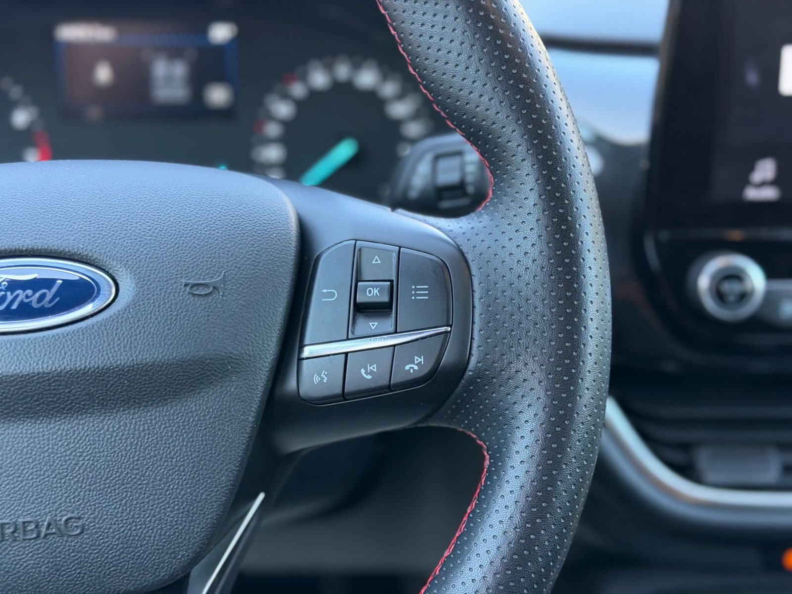 Ford Fiesta 2022 1.0 EcoBoost ST Line - foto 19