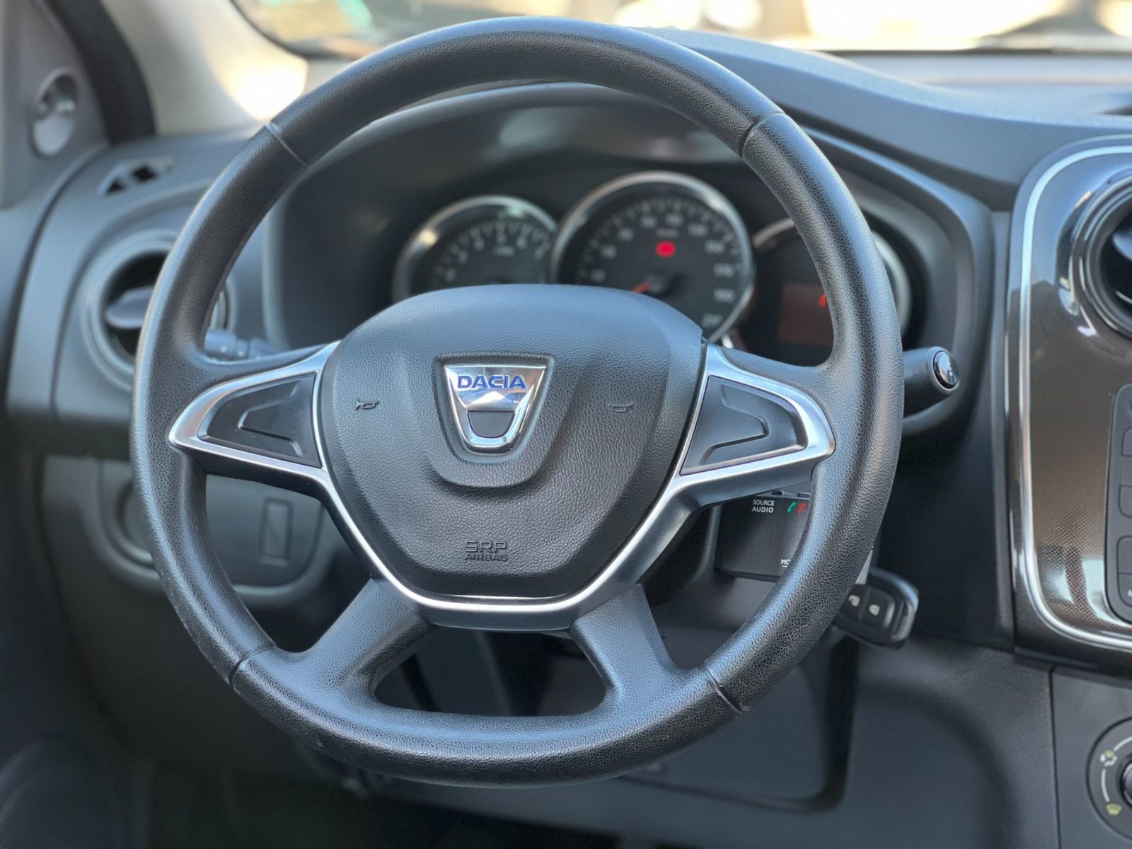 Dacia Logan 2018 - foto 11