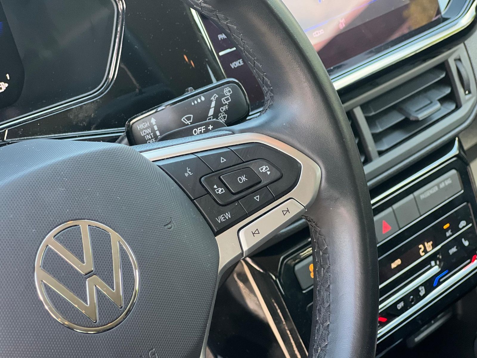 Volkswagen T-Cross 1.0 TSI DSG - foto 12
