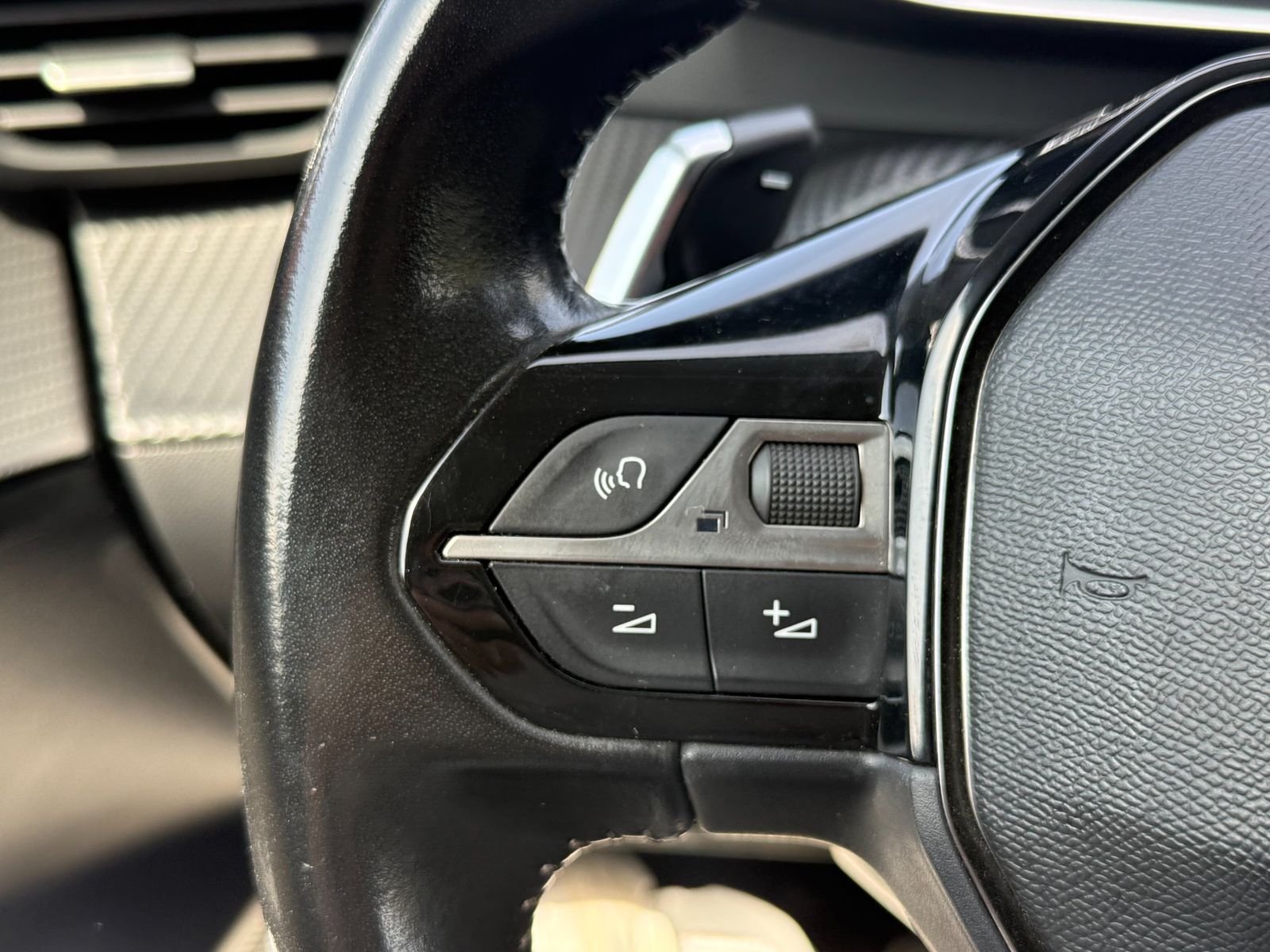 Peugeot 208 2020 1.2 L PureTech STT EAT8 Active Pack - foto 24