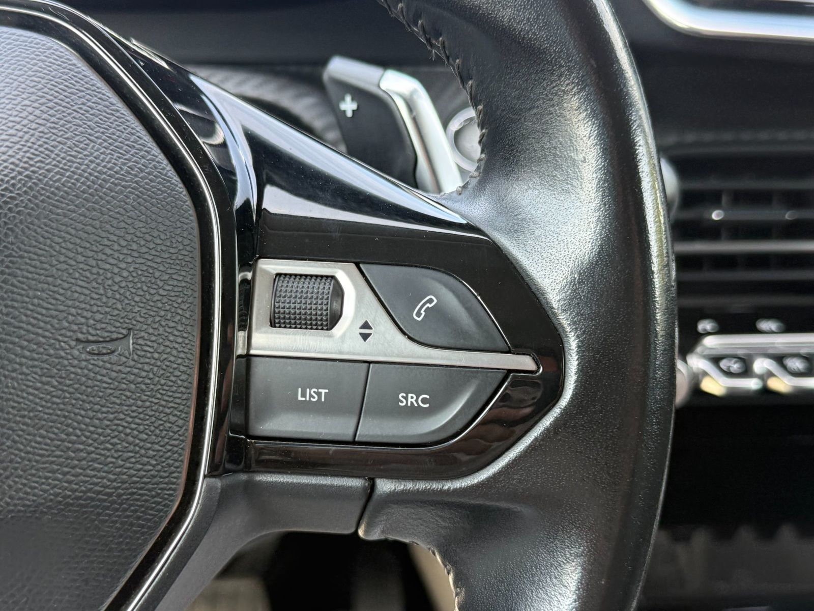 Peugeot 208 2020 1.2 L PureTech STT EAT8 Active Pack - foto 25