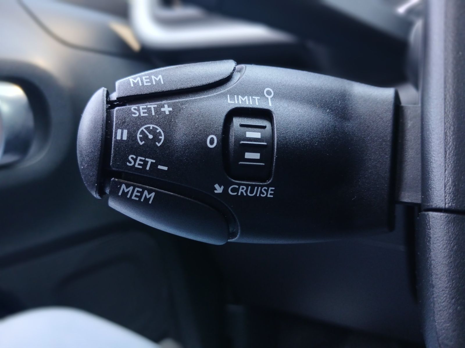 Citroën C3 2023 1.2 PureTech S&S EAT6 Shine - foto 10
