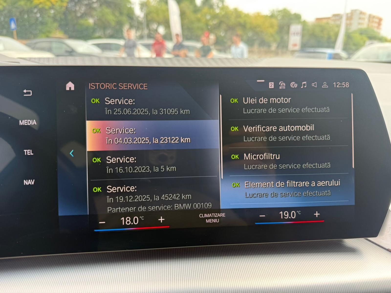 BMW Seria 2 2015 218i Luxury Line - foto 31