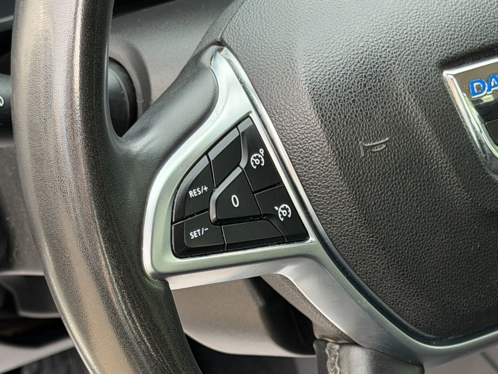 Dacia Duster 2022 Blue dCi 115 4WD Comfort - foto 13