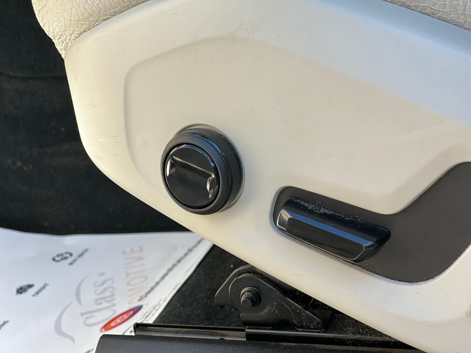 Volvo XC60 RECHARGE - INSCRIPTION T6 Hybrid AWD - Primul proprietar - foto 15