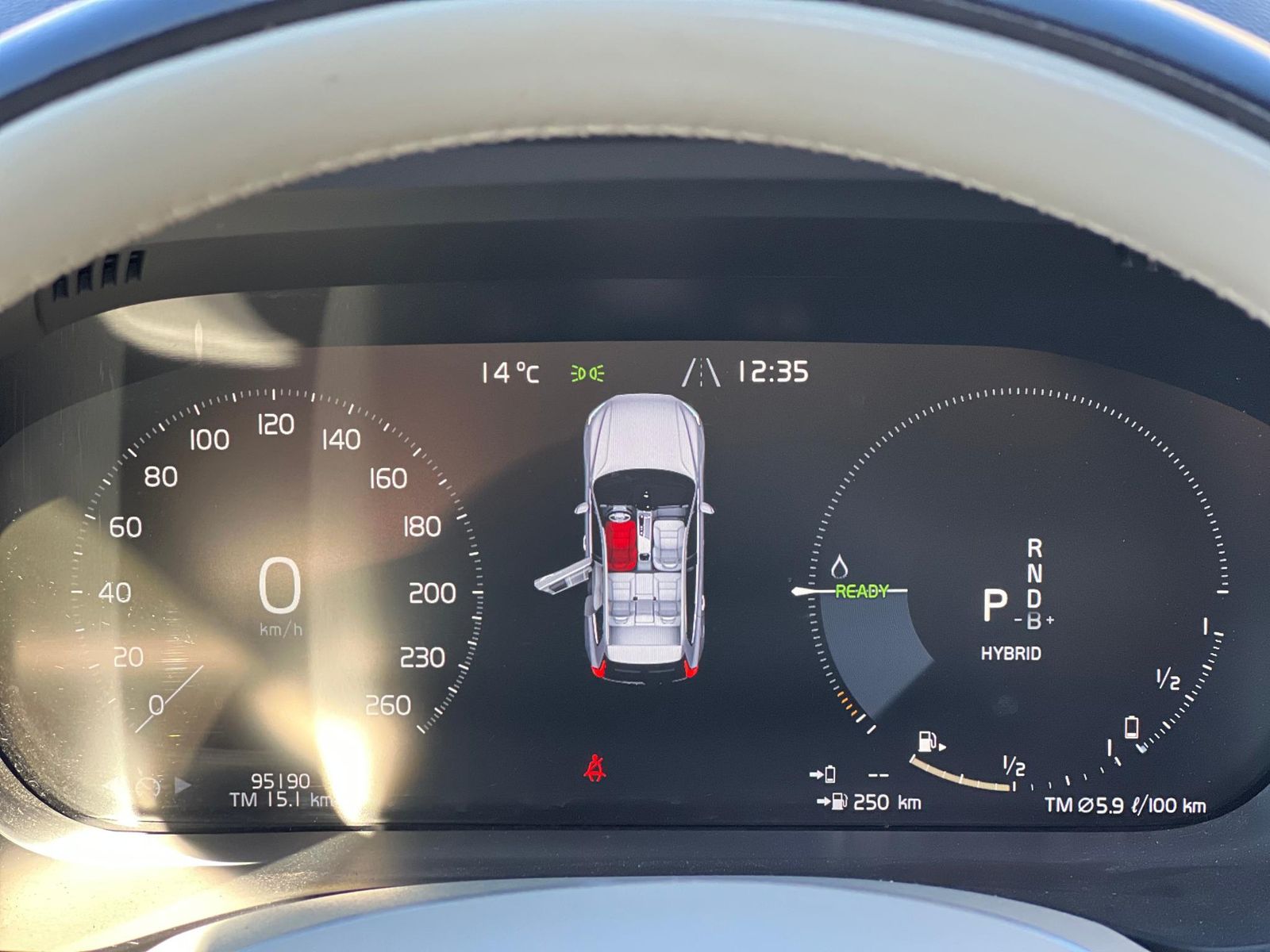 Volvo XC60 RECHARGE - INSCRIPTION T6 Hybrid AWD - Primul proprietar - foto 25
