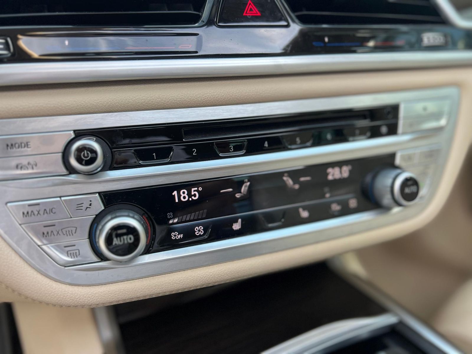 BMW Seria 7 2017 730Ld Luxury Line - foto 15