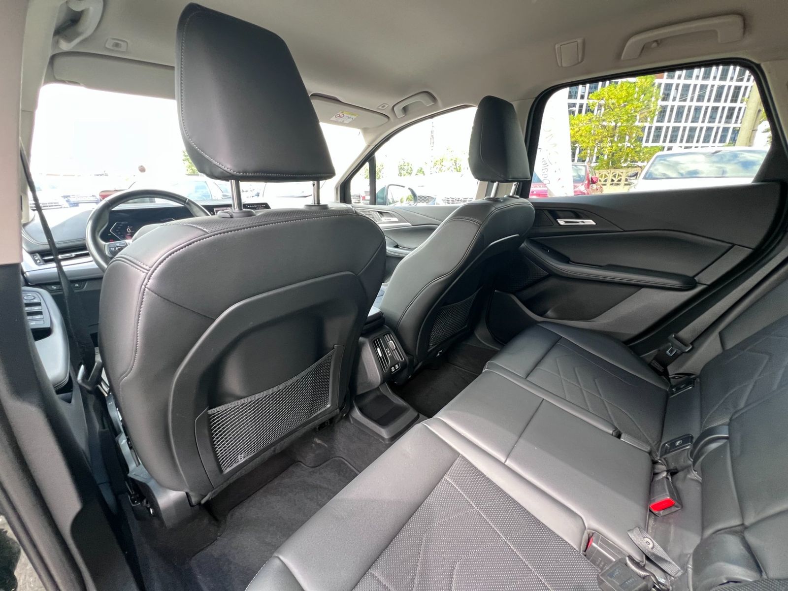 BMW Seria 2 2024 218i - foto 18