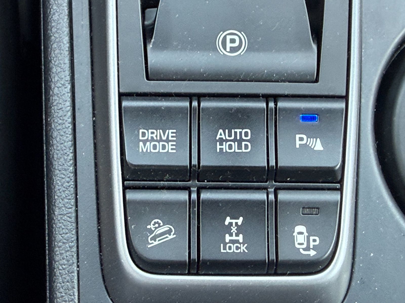 Hyundai TUCSON 2018 1.6 T-GDi 4WD 7DCT Luxury Pack+ - foto 28