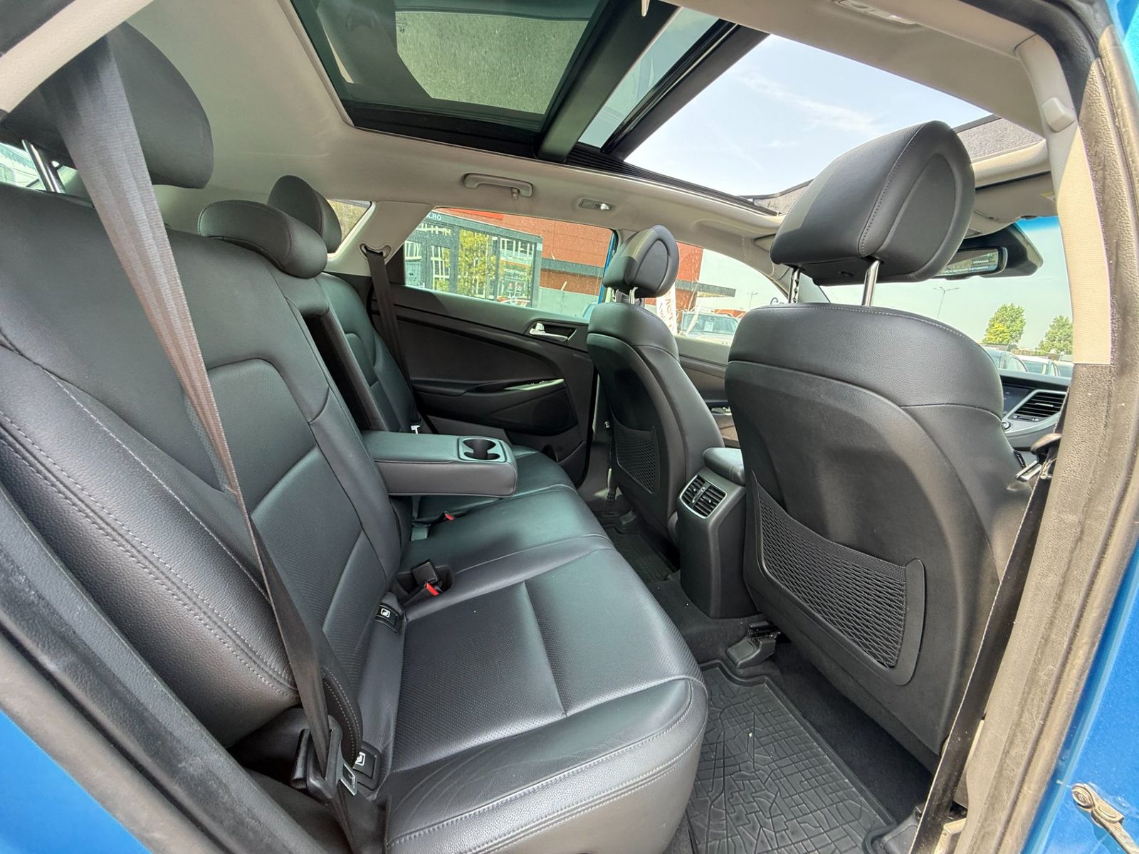 Hyundai TUCSON 2018 1.6 T-GDi 4WD 7DCT Luxury Pack+ - foto 13